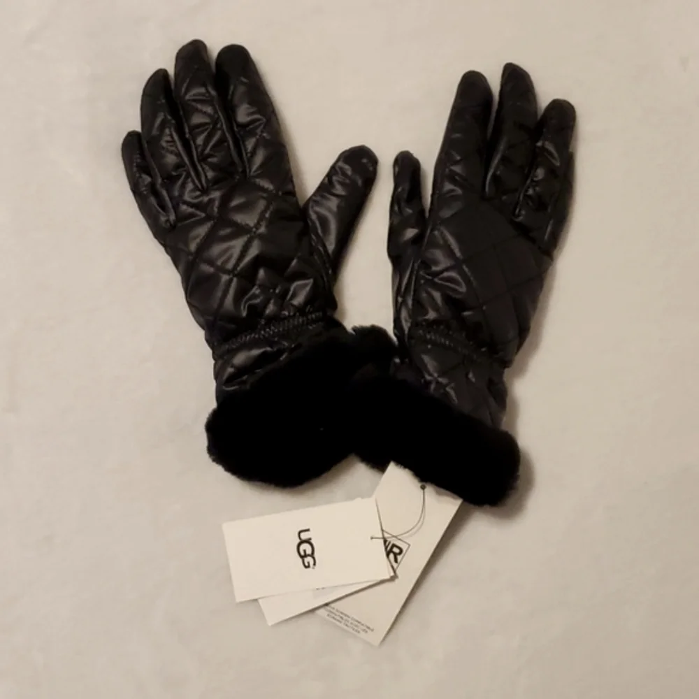 UGG Faux Fur Trim Leather Quited Gloves
